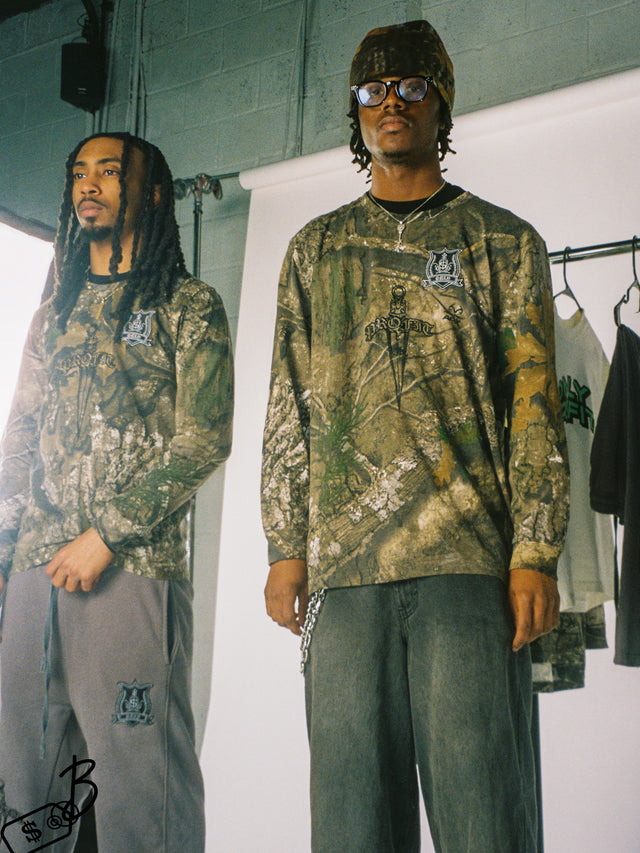 CAMO DAGGER LONGSLEEVE